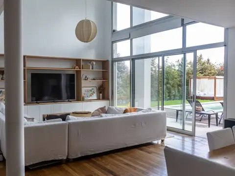 Casa en Alquiler en Greenlands, USD 3.000