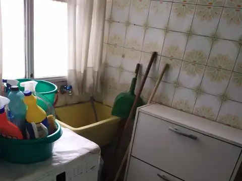 Departamento 4 ambientes con 2 baños