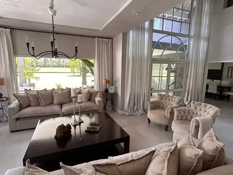 Casa en Venta al Noreste