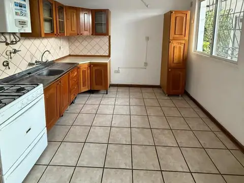 Bernardo De Irigoyen 720