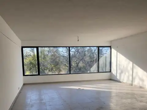 Oficina 2 ambientes con 1 baño