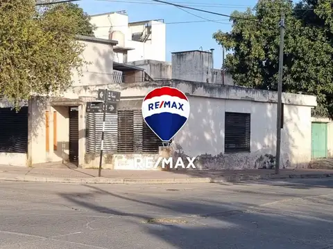 CASA 3 DORMITORIOS VENTA MACROCENTRO