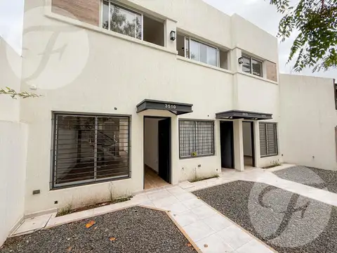 Dúplex 3 Ambientes con Cochera en Castelar Sur