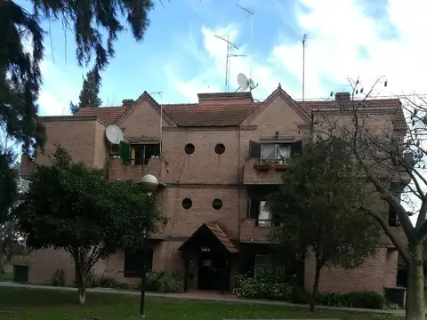 VENTA DEPTO. 3 AMBIENTES BURZACO