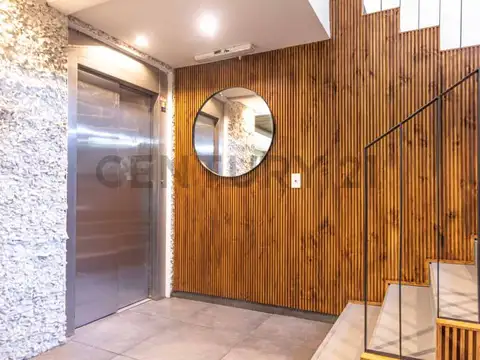 Hipólito Hirigoyen 1900, Piso 1