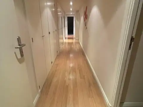 Departamento 5 ambientes con 4 baños