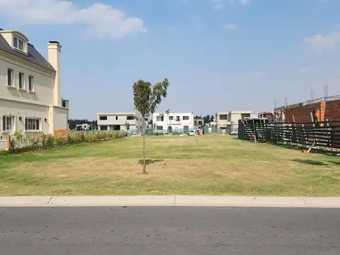 Terreno en Venta en Nordelta Carpinchos, USD 235.000