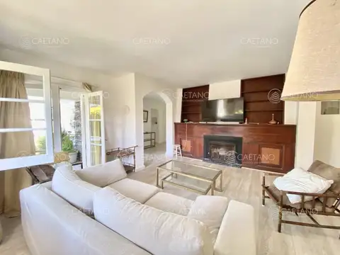 Alquiler temporal casa 5 dormitorios. Península, Punta del Este