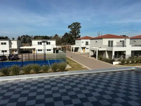 Departamento en Venta en La Lonja, USD 85.000