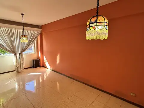 Juan B Justo  al 5100