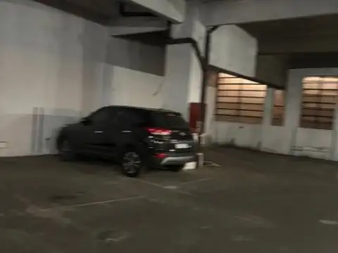 Predio de cochera 630 m2