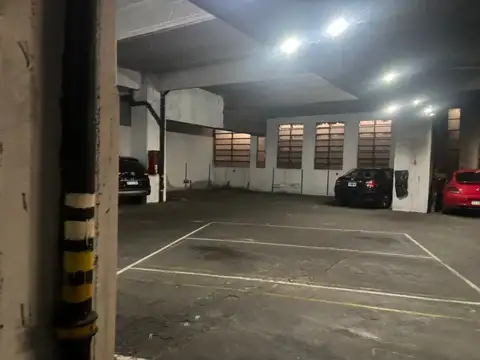 San Lorenzo 2200 , Piso 0