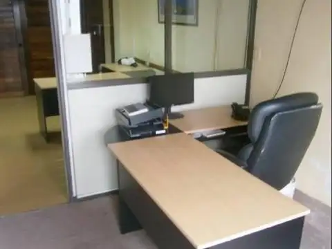 Oficina 3 ambientes con 2 baños