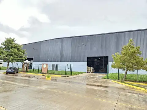 Galpon en Venta 65  mts Frente