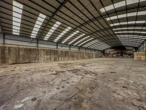 Galpon en Alquiler 20  mts Frente