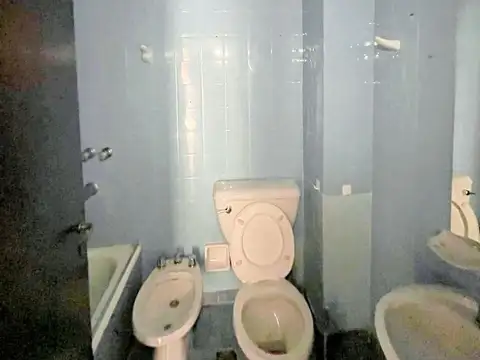 Amplio departamento céntrico