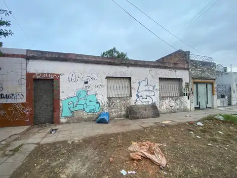 Casa - Venta - Argentina, La Matanza - ANDRADE  5700