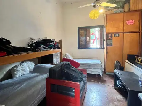 Depto Tipo Casa en Venta 50 años