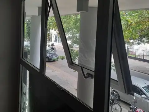 Oficina 2 ambientes con 1 baño