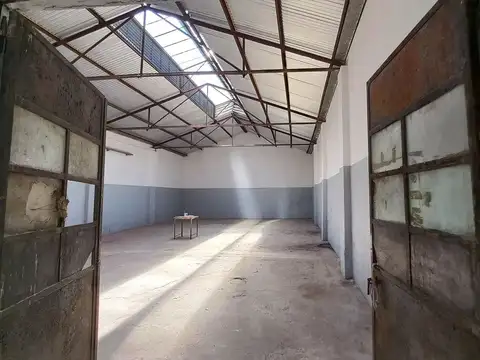 Galpon en Alquiler en Villa Lynch, $ 2.000.000