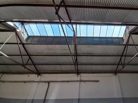 Galpon en Alquiler en Villa Lynch, $ 2.000.000