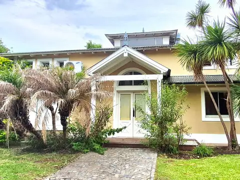 Casa en Venta para reciclar en Barrio Septiembre, Escobar