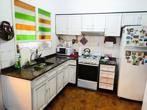 Depto Tipo Casa en Venta en Lomas De Zamora, USD 110.000