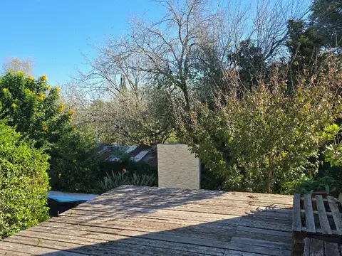 Rancho de costa en paraje La Virgen Aldea Brasilera