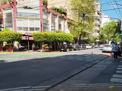 guayaquil 100, Piso 4