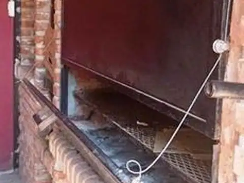 Casa 3 ambientes con 2 baños