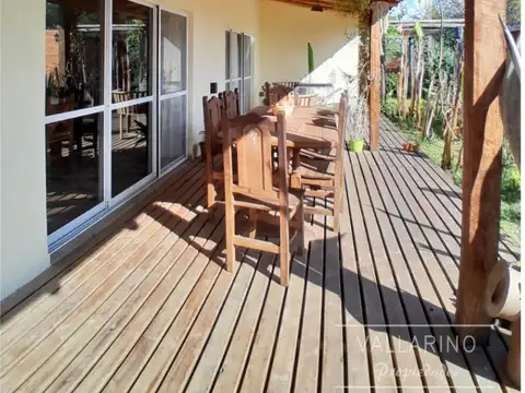 Casa 4 ambientes con 1 baño