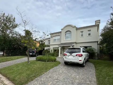 Casa en Venta en Septiembre, USD 450.000