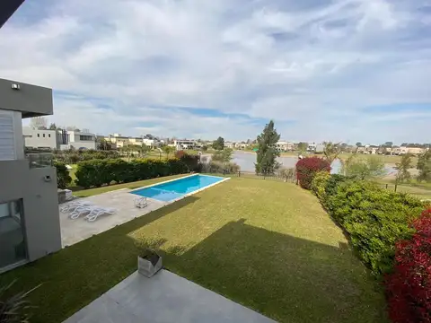 Casa 5 Amb 585 m² Cub c/ garage 3 autos y Piscina vista al Lago - Terravista