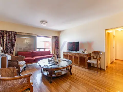 Departamento 4 ambientes con 2 baños