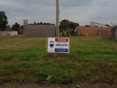 Lote urbano a pocas cuadras del centro de Cavour