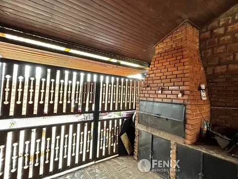 CF1312 - CASA EN VENTA - 3 DORMITORIOS - AV. 200 CASI JAURETCHE