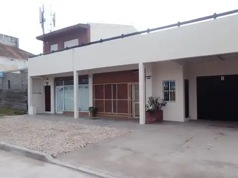 Avenida Mario Bravo 1400