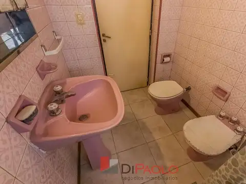 Depto Tipo Casa en Venta 40 años