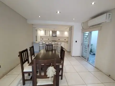 PH en venta en Zarate, Los Ceibos.