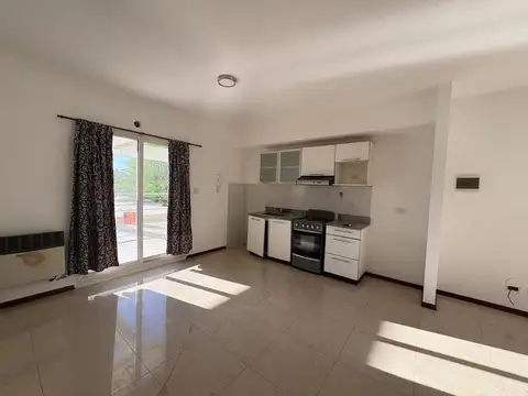 Departamento en Alquiler en Campana, $ 700.000