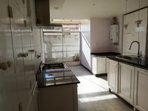 Departamento en Alquiler de 3 dormitorios