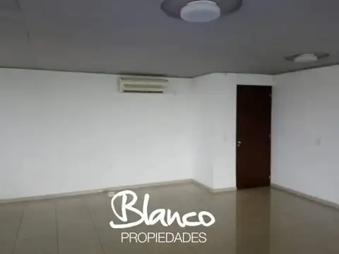 Oficina en Venta en Pilar, USD 85.000