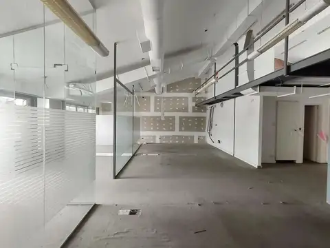 Oficina en Venta con 1 cochera