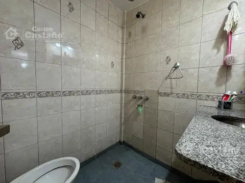 Depto Tipo Casa en Venta al Este
