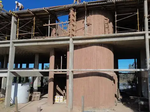 Local en Venta 1 año