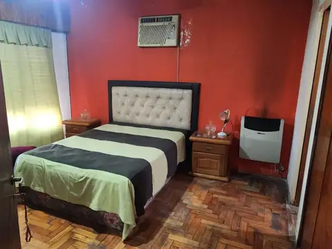 Casa 6 ambientes con 3 baños