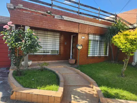 Casa en Venta en Ituzaingo, USD 220.000
