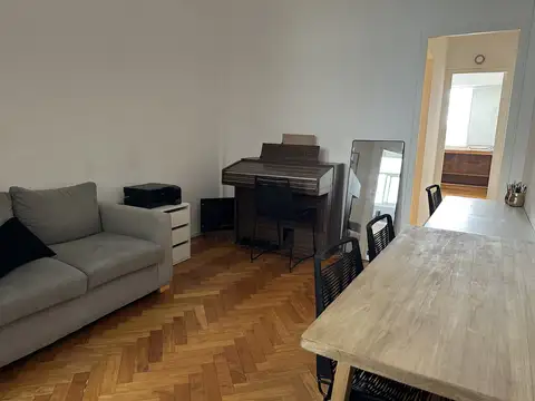 Venta departamento 2 amb reciclado y muy luminoso!