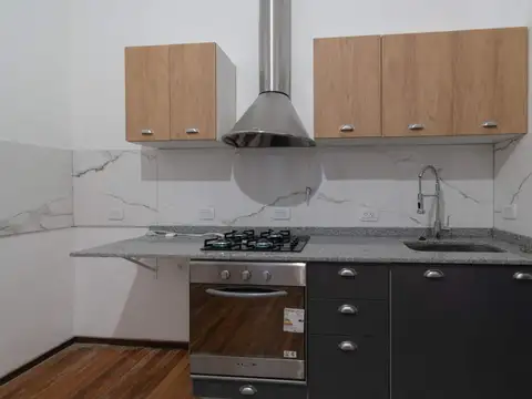 Depto Tipo Casa en Venta 63 años