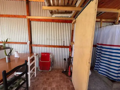 Vendo Quincho con Pileta en Villa Mantero, Entre Ríos.